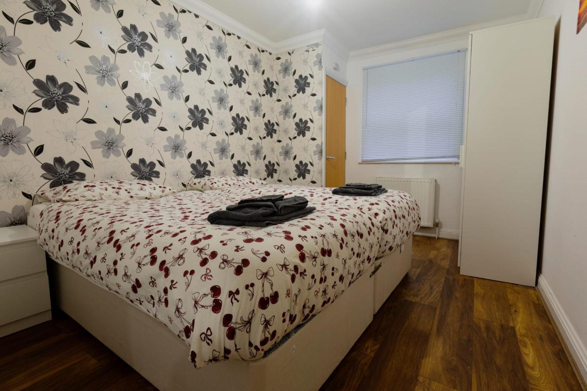 Ocean Waves Apartment Near Bournemouth Beach Esterno foto